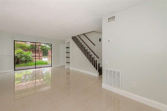 Building Photo - 6455 SW 116th Pl