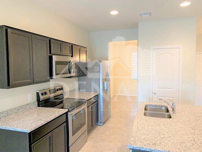 Foto del edificio - 36837 W Mediterranean Way