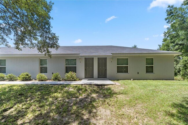 Building Photo - 32 Pine Track