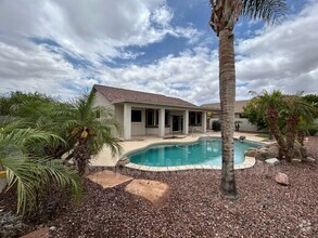 Building Photo - 18132 W Port Royale Ln