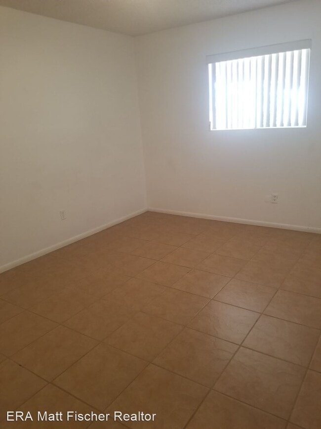 Building Photo - 3 br, 2 bath House - 7833 S Phillips Ave