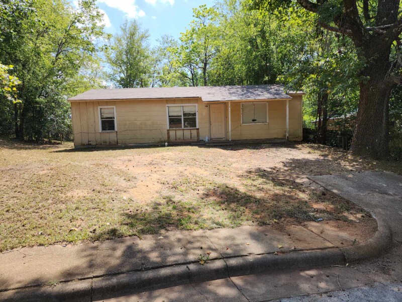 Building Photo - 612 Northaven Dr