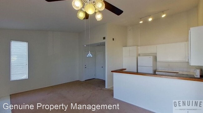 Building Photo - 2 br, 1.5 bath House - 12092 Sylvan River ...