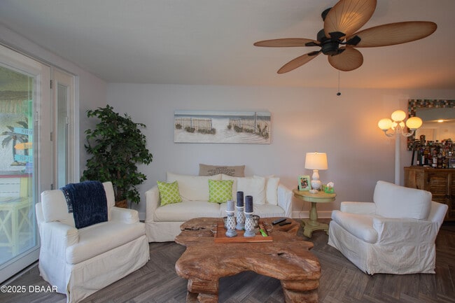 Building Photo - 432 Bouchelle Dr