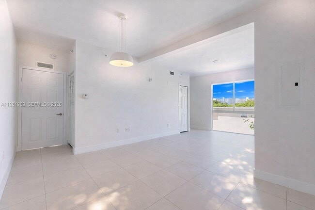 Foto del edificio - 519 SW 5th Ave