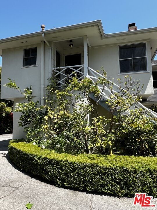 Building Photo - 130 S Bowling Green Way