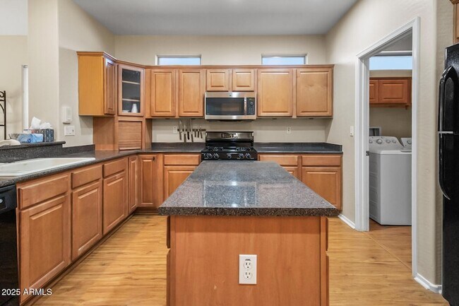 Foto del edificio - 17547 W Calistoga Dr