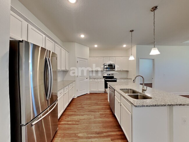 Foto del edificio - 2450 Ixora Ct