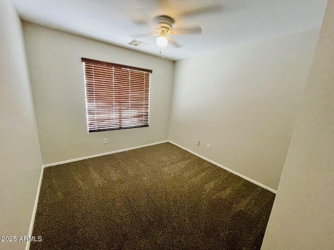 Foto del edificio - 37154 W Amalfi Ave