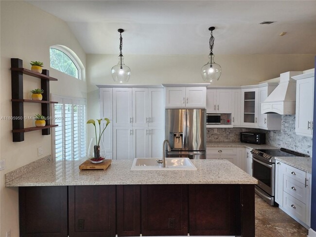 Foto del edificio - 9871 Red Heart Ln