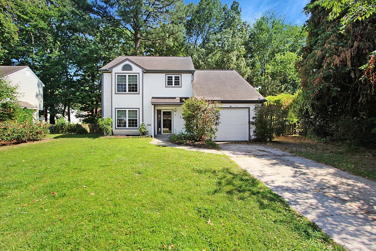 Primary Photo - 6 Alton Ct