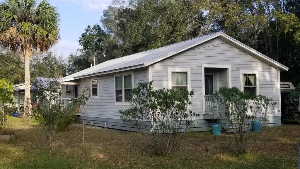 Primary Photo - 215 9th St
