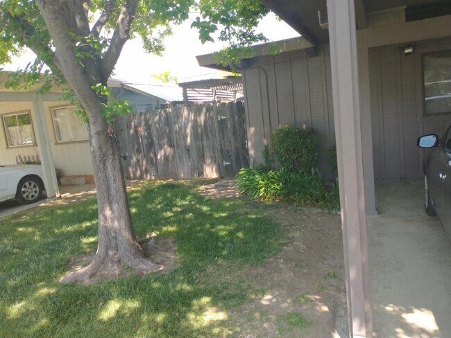 Foto del edificio - 2217 W Polk Way