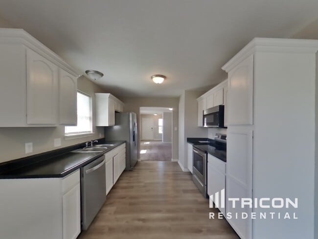 Foto del edificio - 3741 Gray Heather Ln