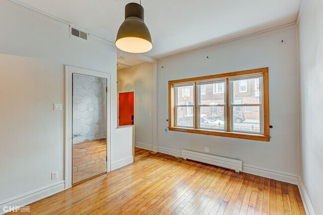 Foto del edificio - 2344 S Leavitt St