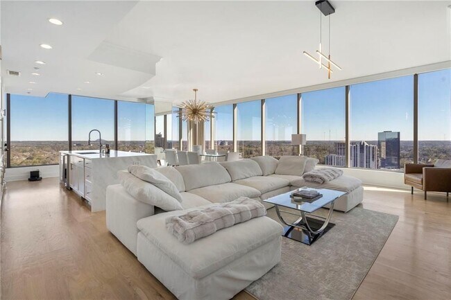 Foto del edificio - 3630 Peachtree Rd NE