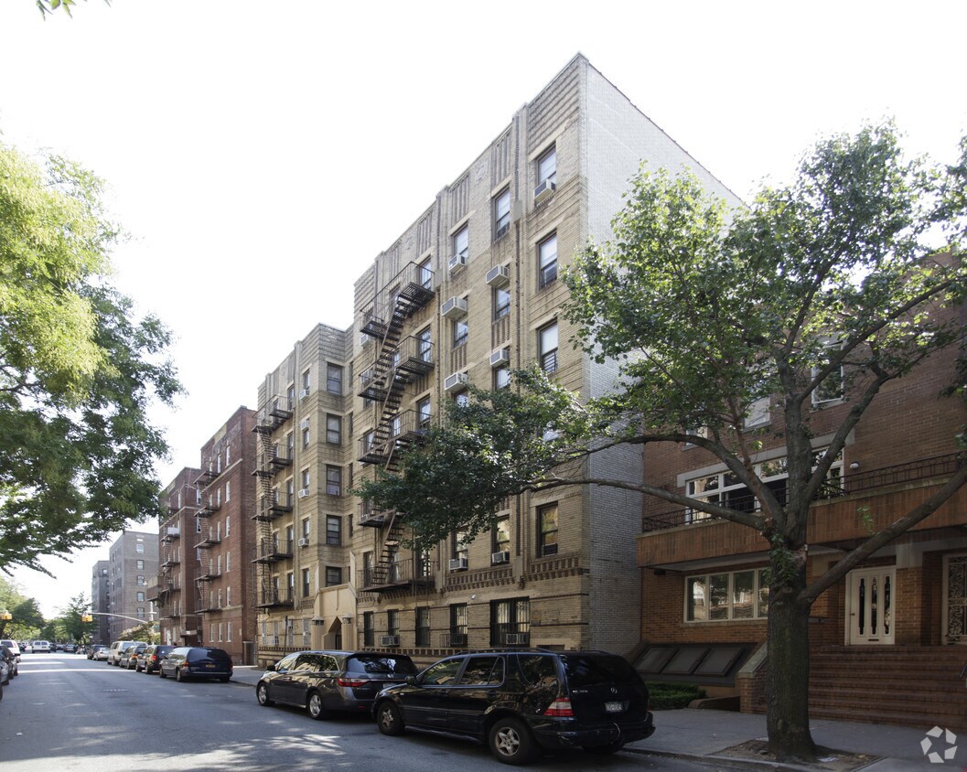 1472 52nd St, Brooklyn, NY 11219 Apartments in Brooklyn, NY
