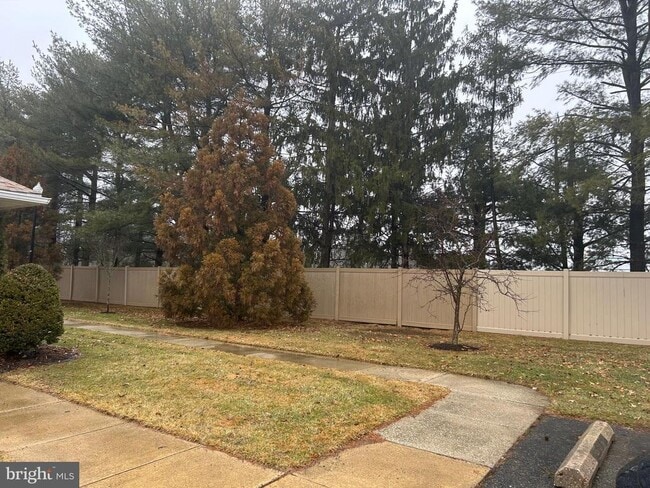 Building Photo - 804 Briarwood Ct