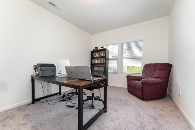 Building Photo - 5514 Hardie Farm Dr