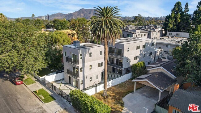 Foto del edificio - 10828 Hesby St