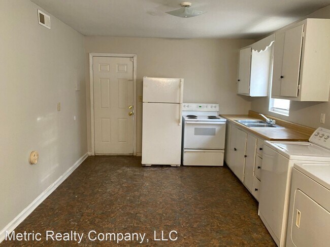 Foto del edificio - 3 br, 1 bath House - 1415 Bryant Street