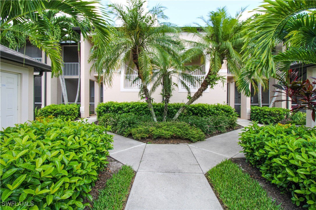 Foto principal - 8365 Heritage Links Ct