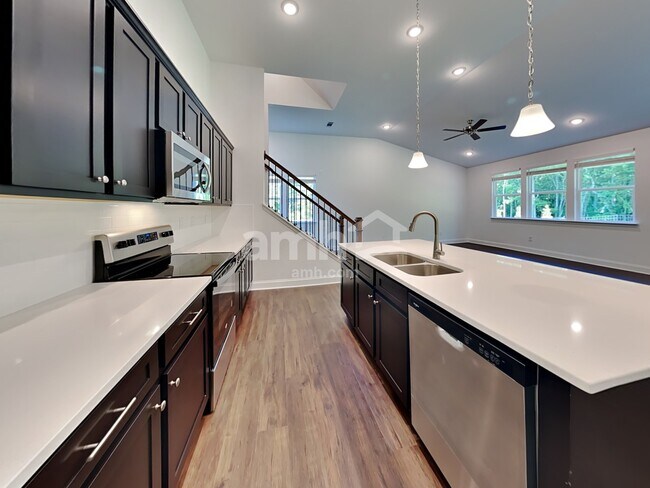 Foto del edificio - 5037 Pebble Bridge Way