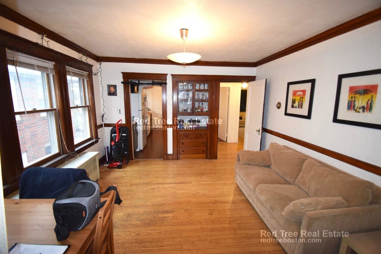 Foto principal - 89 Colborne Rd