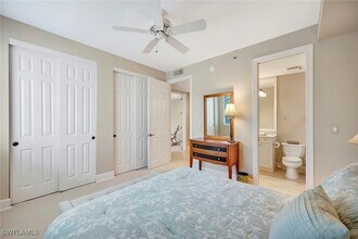 Building Photo - 1004 5th St S