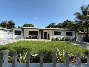 Building Photo - 1351 NW 132nd Terrace
