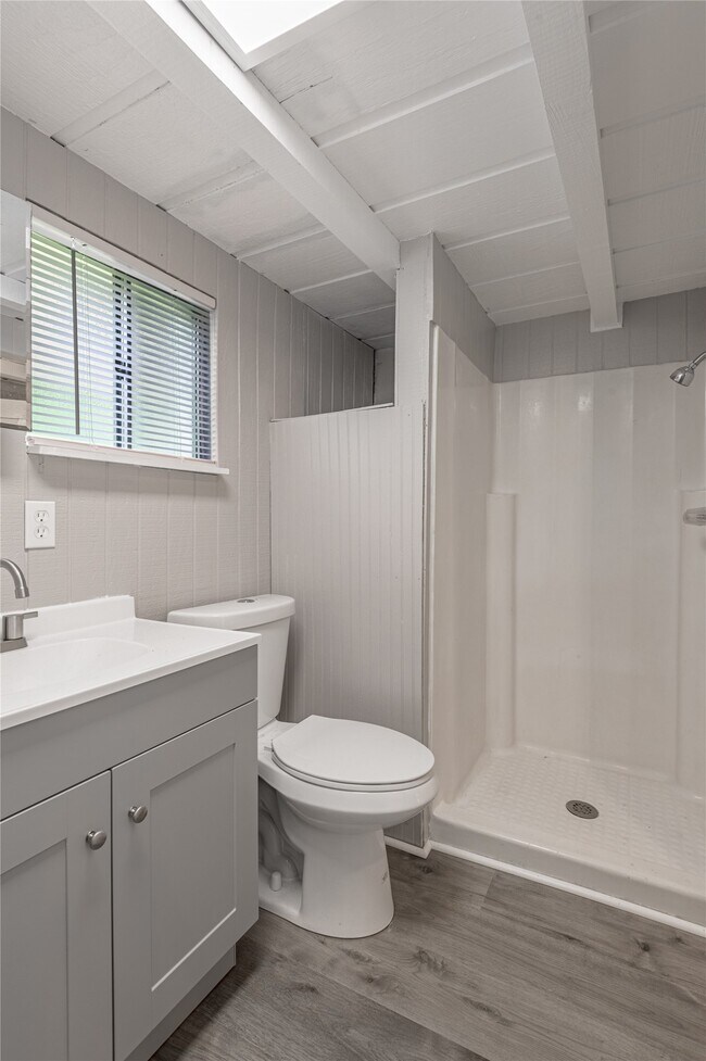 Foto del edificio - 3300 Elks Dr