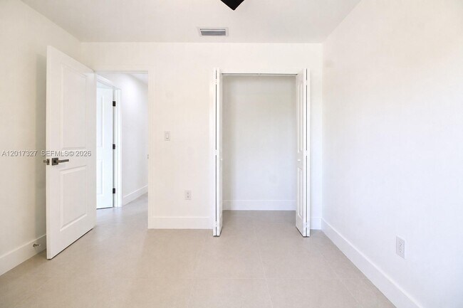 Building Photo - 10088 SW 143rd Ct