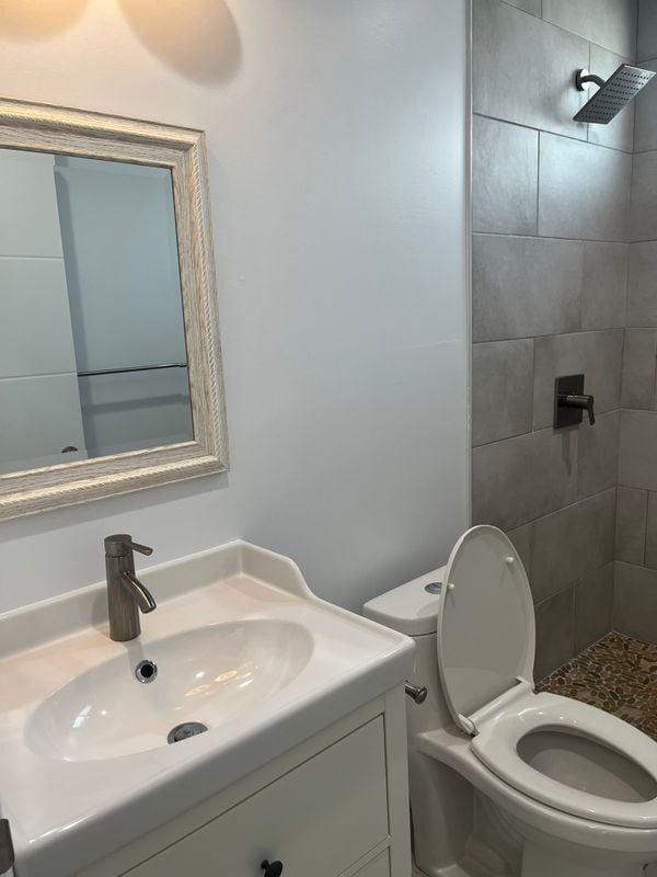 Foto del edificio - 14706 Cohasset St