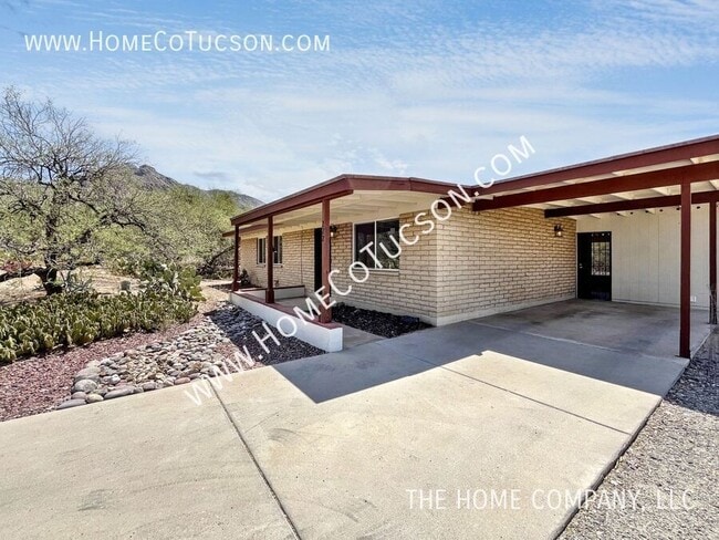 Photo - 222 Mountain Vista Pl House