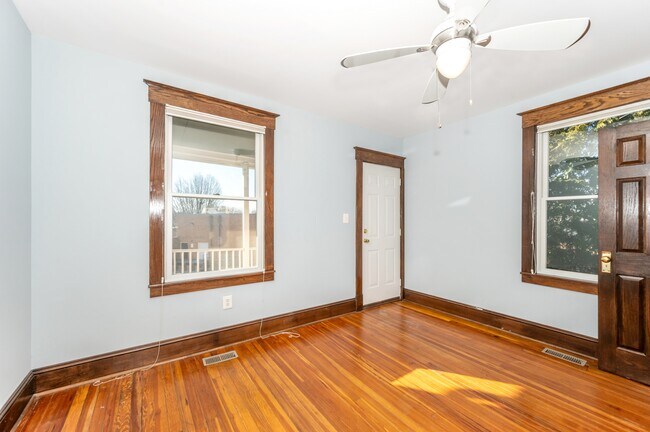 Foto del edificio - 216 Washington St