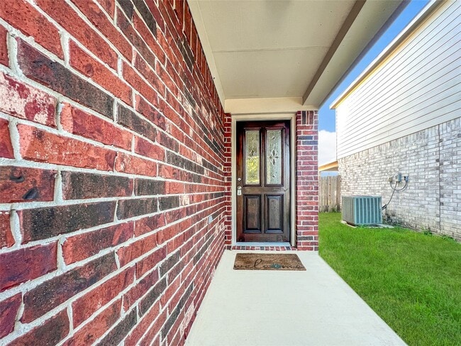 Building Photo - 4910 Conifer Ridge Way