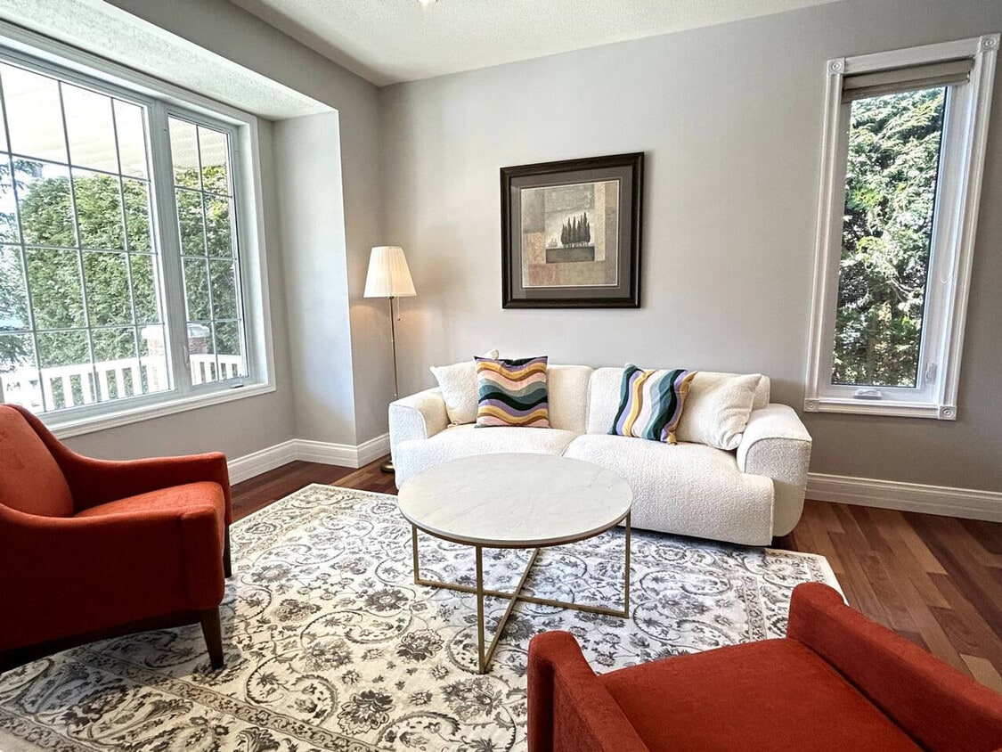 Photo principale - 50B Laxford Dr