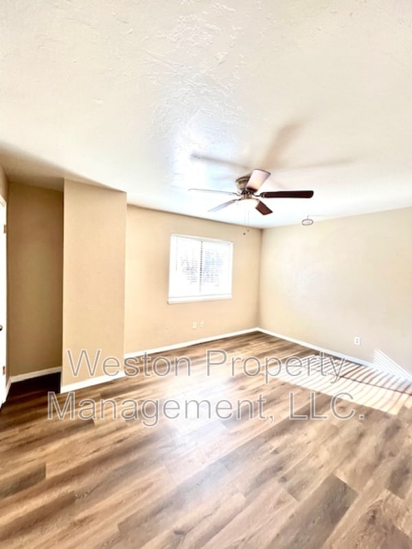 Building Photo - 6056 Northwest Expy