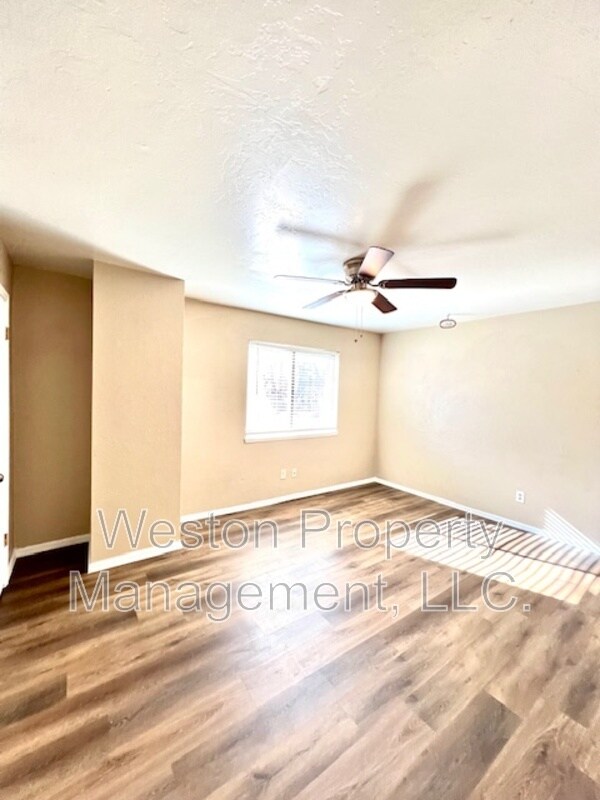 Foto del edificio - 6056 Northwest Expy