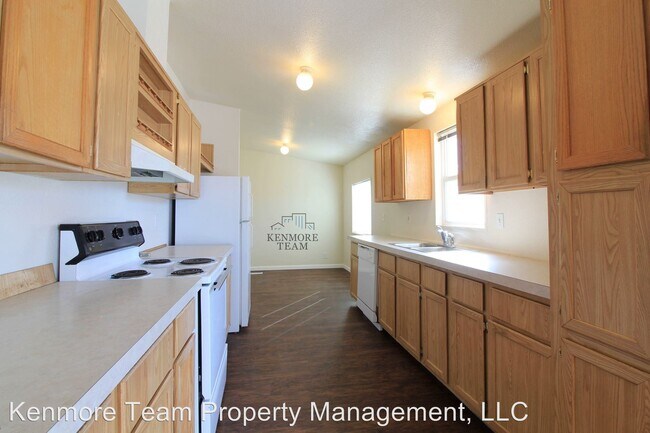 Building Photo - 3 br, 2 bath House - 81 S 38th Ave