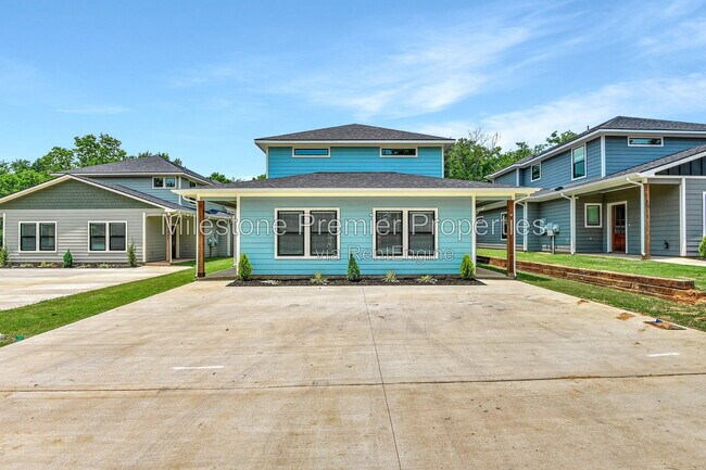 Building Photo - 1323 S 5th Ave