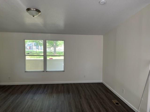 Building Photo - 15900 Westgate Rd
