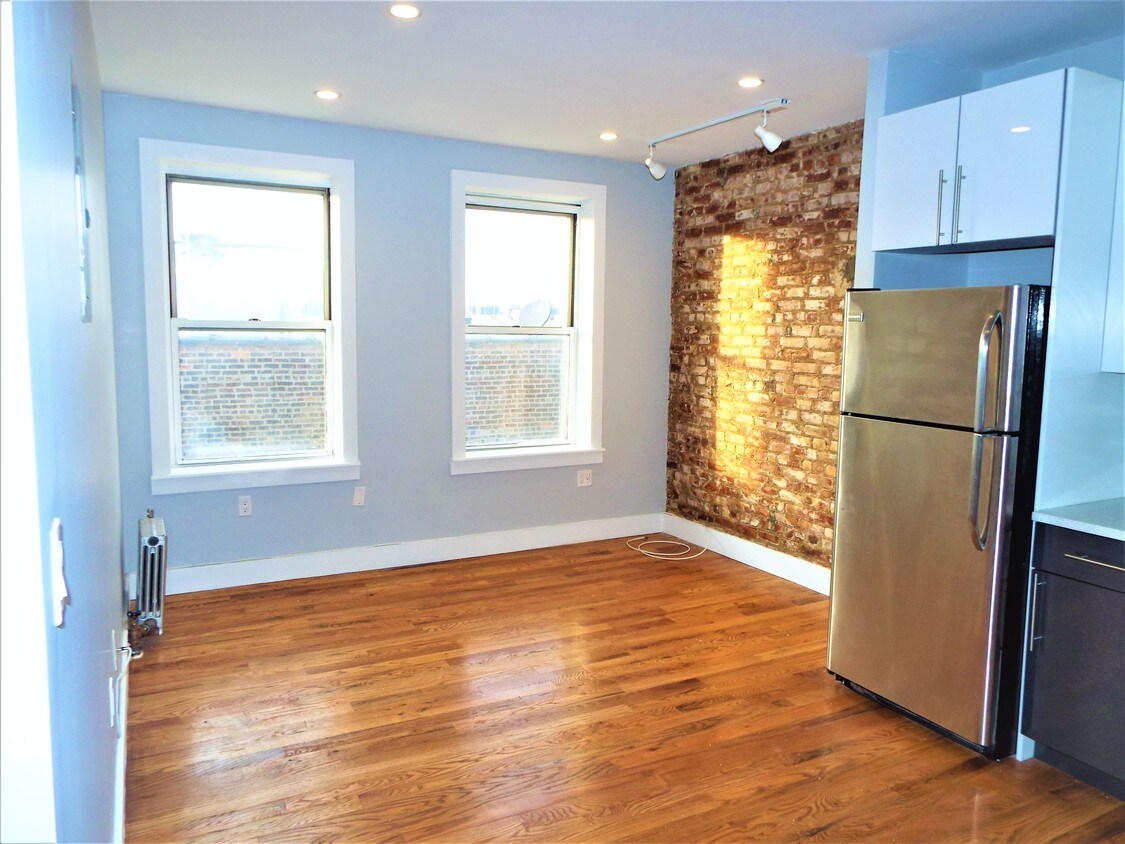 4 S Pinehurst Ave Unit 6F, New York, NY 10033 Apartment for Rent in