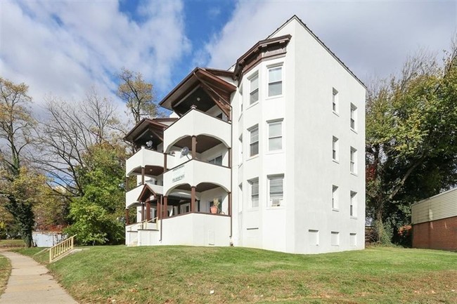 Building Photo - 2905 Garrison Blvd