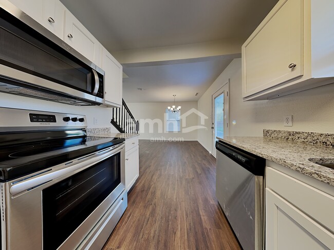 Foto del edificio - 1503 Pencross Ln