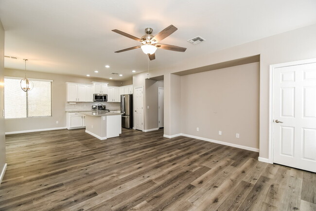 Building Photo - 19106 E Superstition Ct
