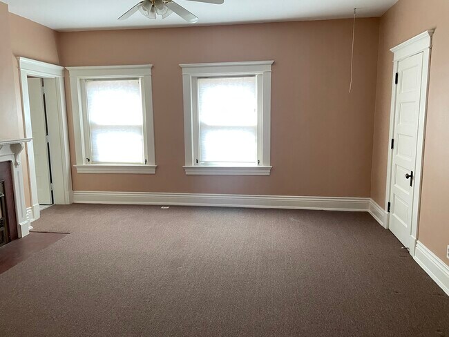 BEDROOM #1 w/closet and access to shared bathroom - 1458 S 3rd St