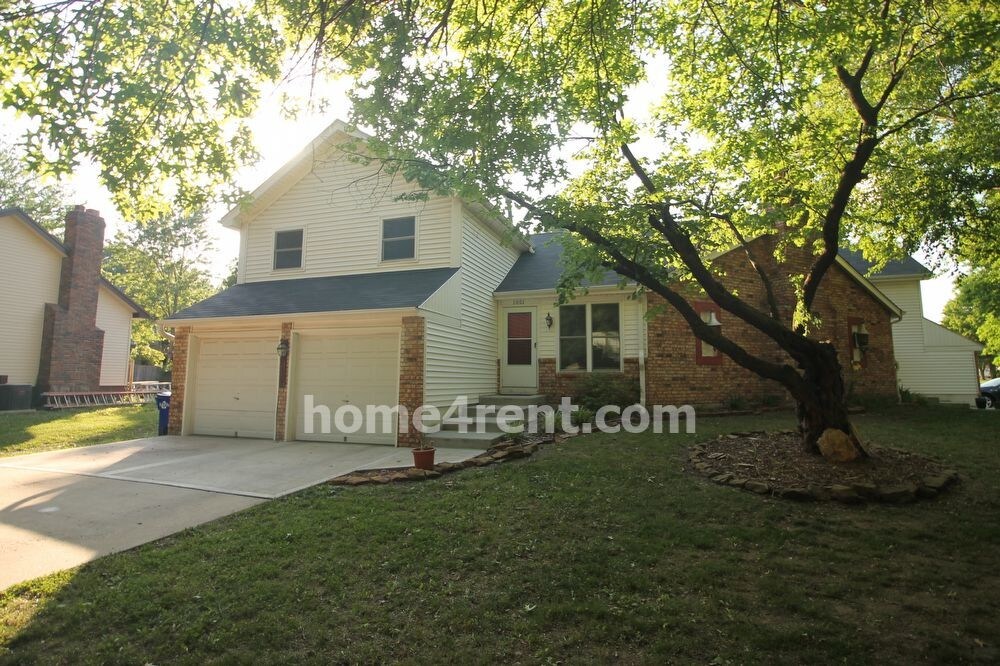 Foto principal - 1001 S Clairborne Rd