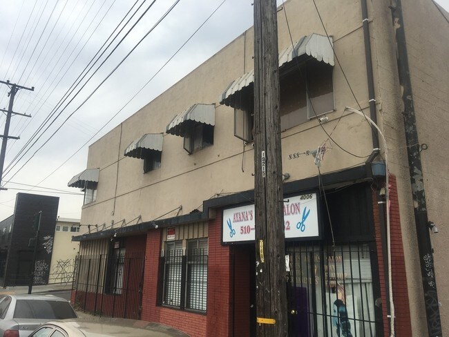 Foto del edificio - 4000-4006 Foothill Blvd