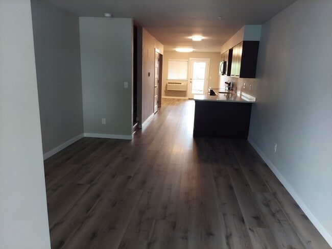 Photo - 8300 SE Flavel St Apartment